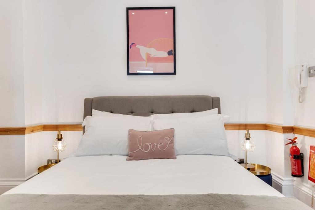 Cozy Central London Flat Walkable To Hyde Park, Marble Arch Station, Oxford St London
