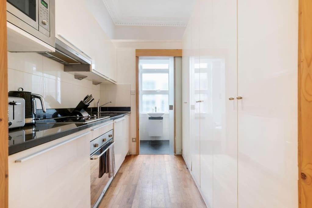 Cozy Central London Flat Walkable To Hyde Park, Marble Arch Station, Oxford St Apartment *